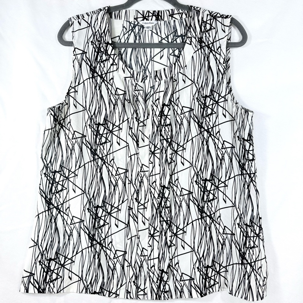 Calvin Klein Black and White Geometric Blouse | L